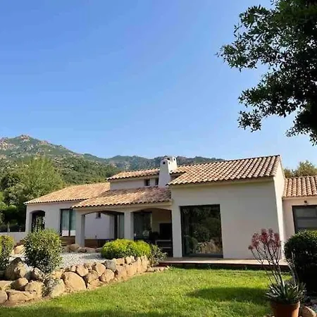A Muredda By Intendance Excellency * Porto Vecchio