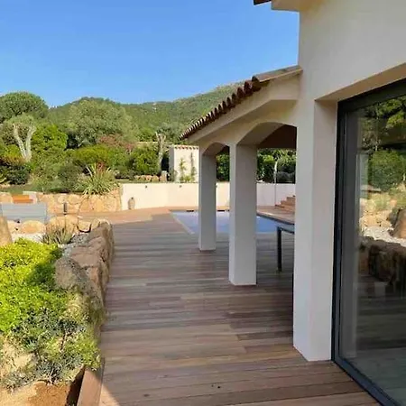 A Muredda By Intendance Excellency * Porto Vecchio